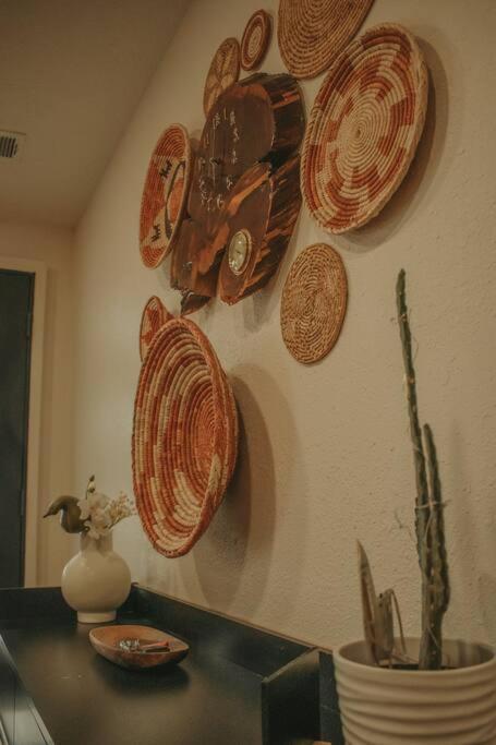 Prickly Pear At Cactus Flower-Hot Tub-Pet Friendly-No Pet Fees! Albuquerque Exterior photo